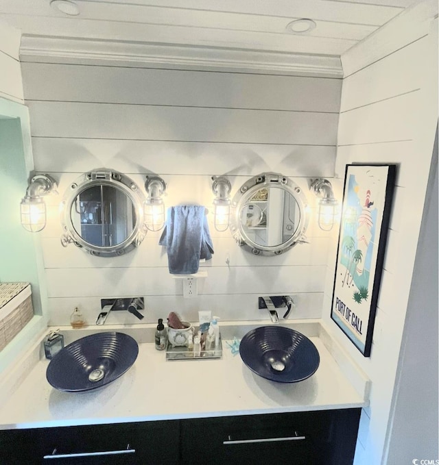 6001-Z55 S Kings Hwy, Myrtle Beach, SC 29575 - bathroom featuring vanity