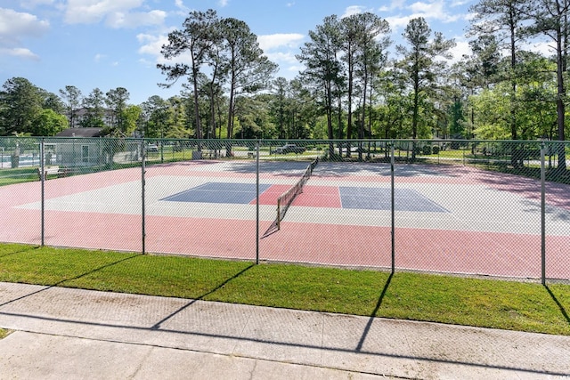 7011 Blade Beak Ln, Myrtle Beach, SC 29588 - view of sport court featuring fence