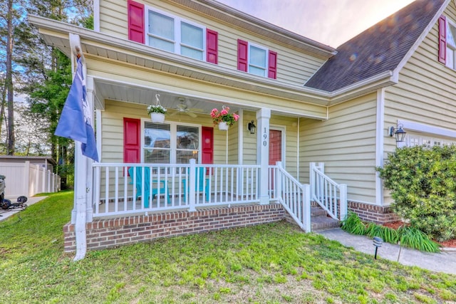 190 Hamilton Way, Conway, SC 29526 - view of front facade with covered porch, a front yard, and ceiling fan