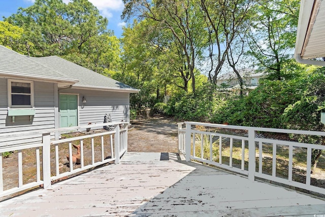 321 Heather Ct, Sunset Beach, NC 28468 - view of deck