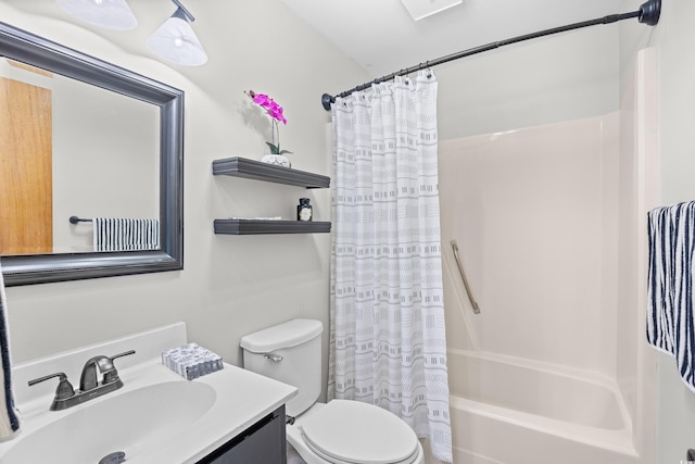3700 Golf Colony Ln Unit 18-G, Little River, SC 29566 - full bath featuring toilet, shower / bathtub combination with curtain, and vanity