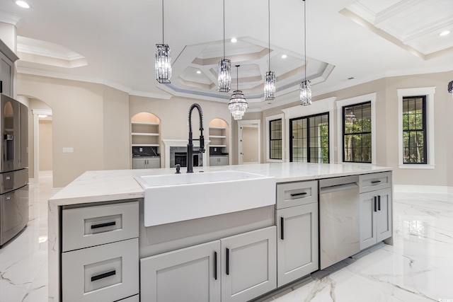 kitchen with a sink, crown molding, light marble finish flooring, recessed lighting, and arched walkways