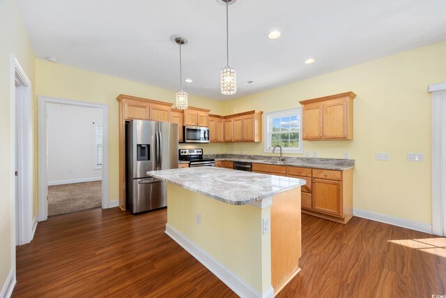 237 Copperwood Loop, Conway, SC 29526 - kitchen with stainless steel appliances, a sink, dark wood-style flooring, baseboards, and a center island