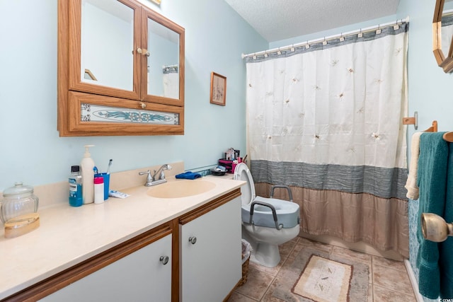 full bath featuring vanity, a textured ceiling, toilet, and a shower with curtain