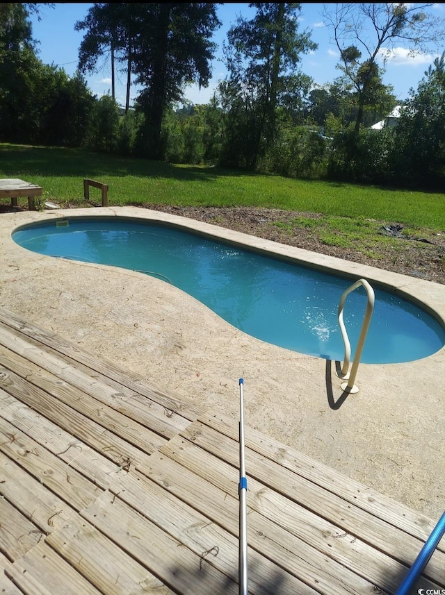 2560 Wise Rd, Conway, SC 29526 - outdoor pool with a yard