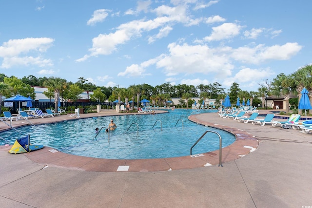 830 Howard Ave Unit D, Myrtle Beach, SC 29577 - community pool with a patio area