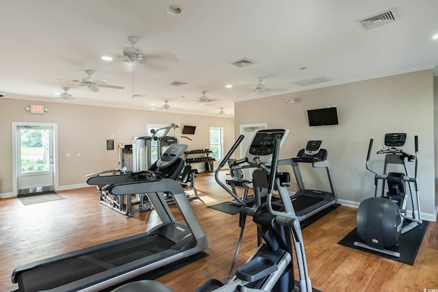 830 Howard Ave Unit D, Myrtle Beach, SC 29577 - workout area featuring wood finished floors, baseboards, recessed lighting, ceiling fan, and ornamental molding