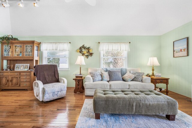 820 9th Ave S, North Myrtle Beach, SC 29582 - living area featuring wood finished floors
