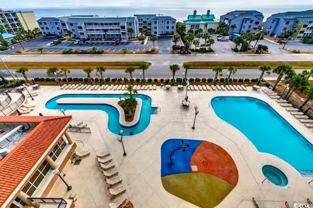 view of swimming pool