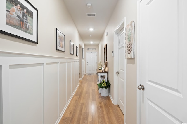 179 S Reindeer Rd, Surfside Beach, SC 29575 - hall with baseboards, visible vents, light wood-style flooring, and recessed lighting