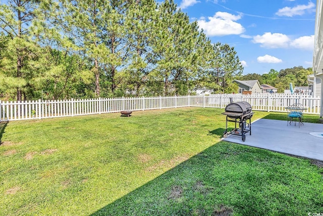 122 Desurrency Ct, Georgetown, SC 29440 - view of yard featuring a fenced backyard and a patio area