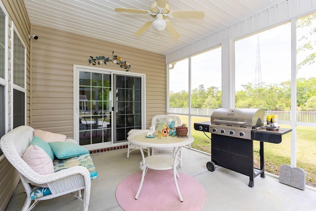 133 Alpharetta Ct, Conway, SC 29526 - sunroom / solarium with a ceiling fan