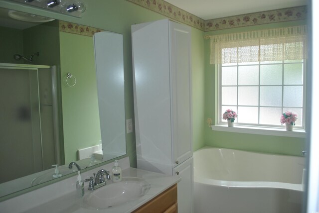 22 Woodhaven Dr Unit C, Murrells Inlet, SC 29576 - full bath with a garden tub and vanity