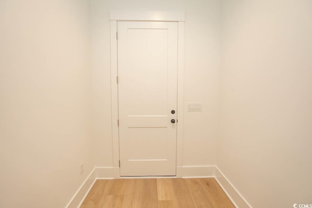 924 Morrall Dr, North Myrtle Beach, SC 29582 - entryway featuring light wood-style flooring and baseboards