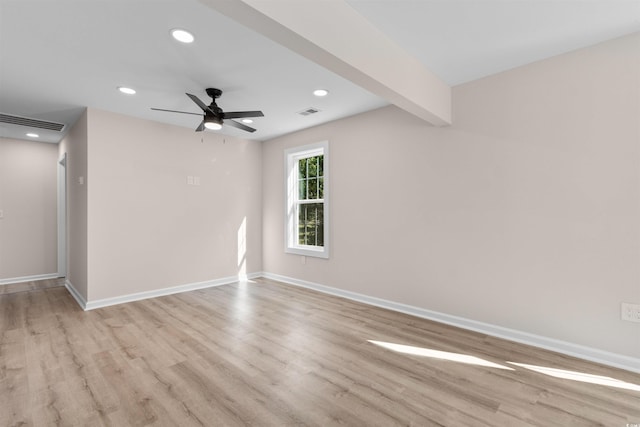 spare room with light wood finished floors, visible vents, a ceiling fan, and recessed lighting