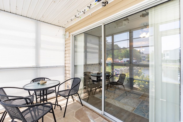 view of sunroom / solarium