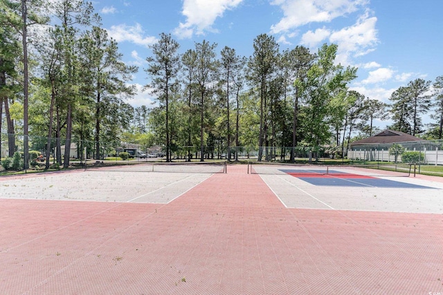 6734 Blue Heron Blvd Unit 104, Myrtle Beach, SC 29588 - view of sport court with fence and community basketball court