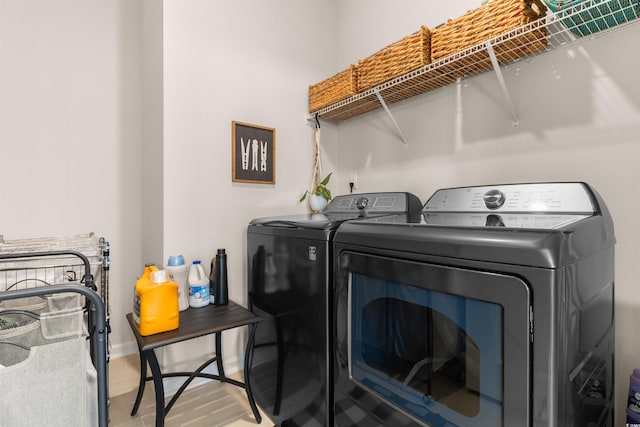 315 Cattle Drive Cir, Myrtle Beach, SC 29588 - laundry room with washer and clothes dryer and baseboards