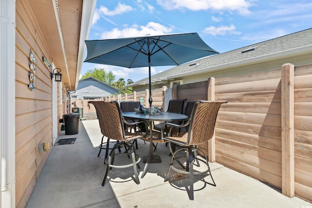 634 Cypress Ln, North Myrtle Beach, SC 29582 - view of patio / terrace featuring outdoor dining space