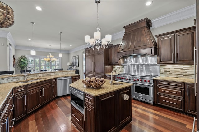 256 Shoreward Dr, Myrtle Beach, SC 29579 - kitchen with stainless steel appliances, a notable chandelier, custom exhaust hood, and a sink