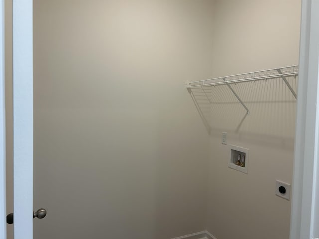 4762 Huckleberry Ln, Conway, SC 29526 - laundry room with electric dryer hookup, hookup for a washing machine, and baseboards