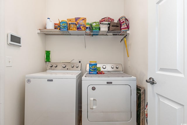 2940 Tigers Eye Rd, Little River, SC 29566 - laundry area with washing machine and dryer