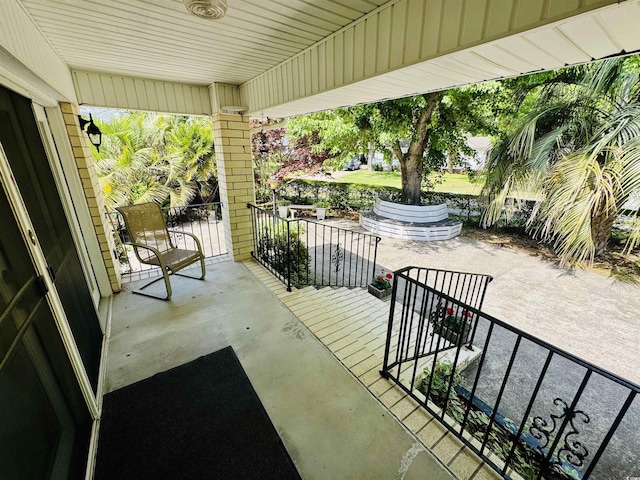 801 Talbot Cir, Myrtle Beach, SC 29577 - view of patio / terrace