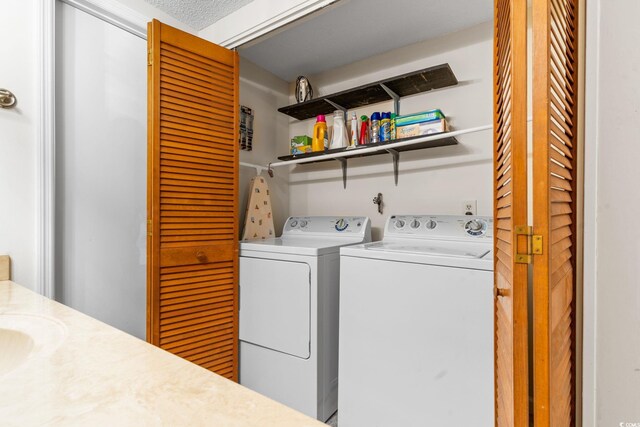 607A 28th Ave S, North Myrtle Beach, SC 29582 - laundry room with washing machine and dryer