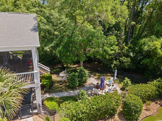 view of yard featuring a gate and fence