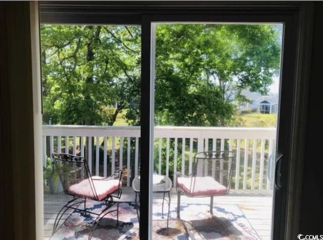 913 Villa Dr Unit 913, North Myrtle Beach, SC 29582 - entryway with plenty of natural light