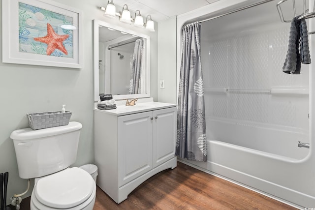 205 74th Ave N Unit 1104, Myrtle Beach, SC 29572 - bathroom featuring vanity, toilet, shower / bath combo with shower curtain, and wood finished floors