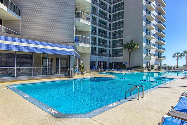 200 76th Ave N Unit 408, Myrtle Beach, SC 29572 - view of pool
