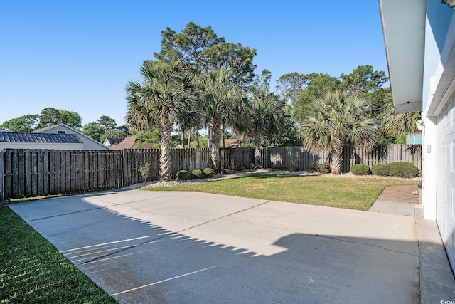 view of front of house featuring a porch, a front lawn, and a balcony