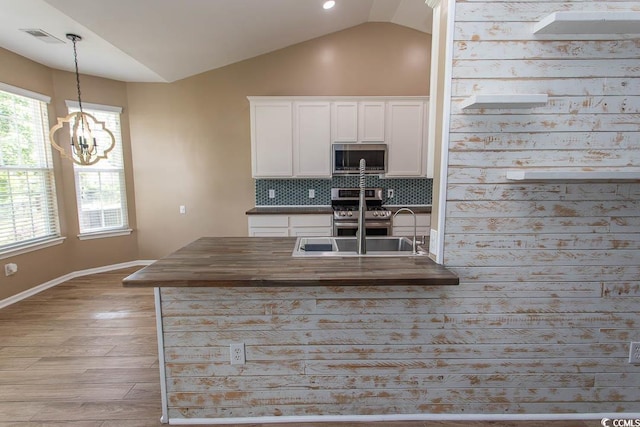 601 Blue Daisy Ct, Loris, SC 29569 - photo 5