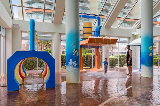 5300 N Ocean Blvd Unit 518, Myrtle Beach, SC 29577 - community lobby featuring a towering ceiling