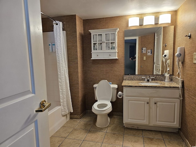 5300 N Ocean Blvd Unit 518, Myrtle Beach, SC 29577 - full bath with tile patterned floors, toilet, vanity, and shower / bath combo