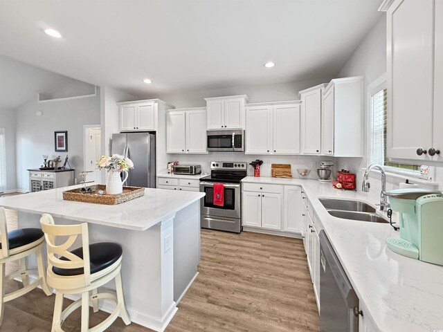 dining area featuring dark wood-style floors, recessed lighting, baseboards, a chandelier, and lofted ceiling