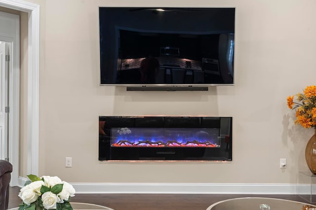 1681 Suncrest Dr, Myrtle Beach, SC 29577 - detailed view of baseboards