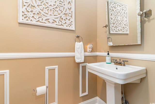 3757 Kingsley Dr, Myrtle Beach, SC 29588 - bathroom featuring a sink