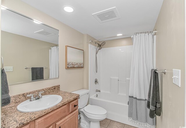 full bath with toilet, tile patterned floors, vanity, recessed lighting, and shower / bathtub combination with curtain