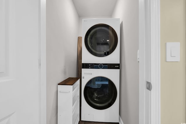 478 Samara Dr, Longs, SC 29568 - washroom featuring stacked washer and clothes dryer