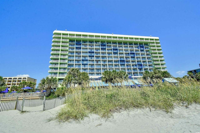 1105 S Ocean Blvd Unit 1144, Myrtle Beach, SC 29577 - view of apartment building / complex with fence