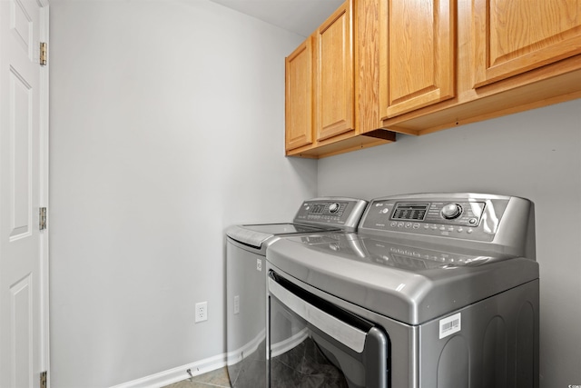 3 Birdsong Ct, Murrells Inlet, SC 29576 - washroom with cabinet space, washing machine and dryer, and baseboards