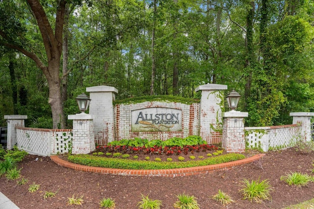 190 Barony Pl, Pawleys Island, SC 29585 - community / neighborhood sign with fence