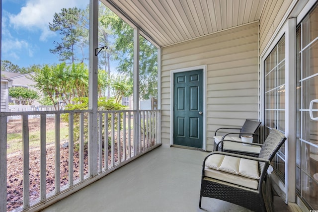 view of sunroom / solarium