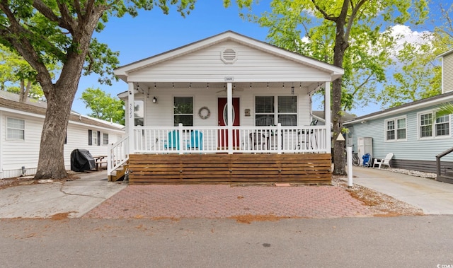 6001 S Kings Hwy, Myrtle Beach, SC 29575 - view of front of home with covered porch
