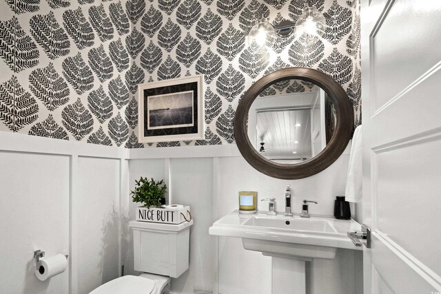 4832 Williams Island Dr, Little River, SC 29566 - half bathroom featuring toilet and a sink