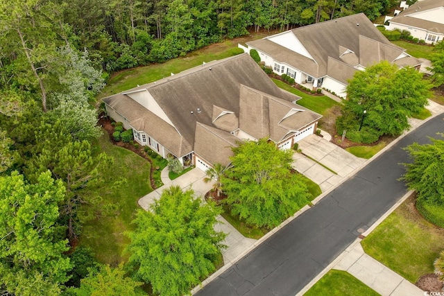 aerial view of property and surrounding area