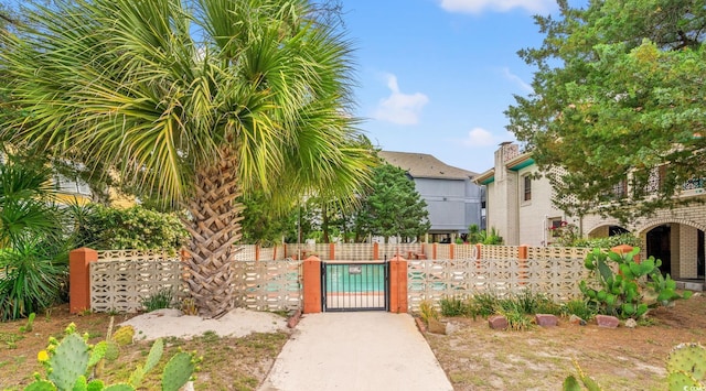 807 N Waccamaw Dr, Murrells Inlet, SC 29576 - view of property's community featuring fence and a gate