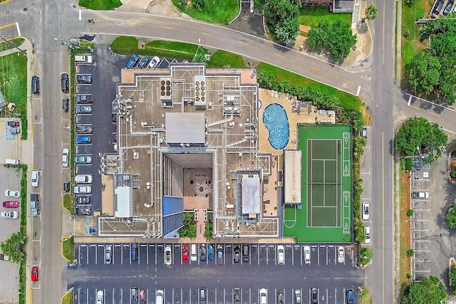 aerial view of property and surrounding area